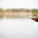Од сиромашното девојче кое го исмеваа до жена која им подари љубов на милиони деца